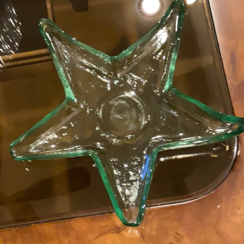 Gorgeous pressed glass star!  Perfect for anything…foods, candle, nothing….